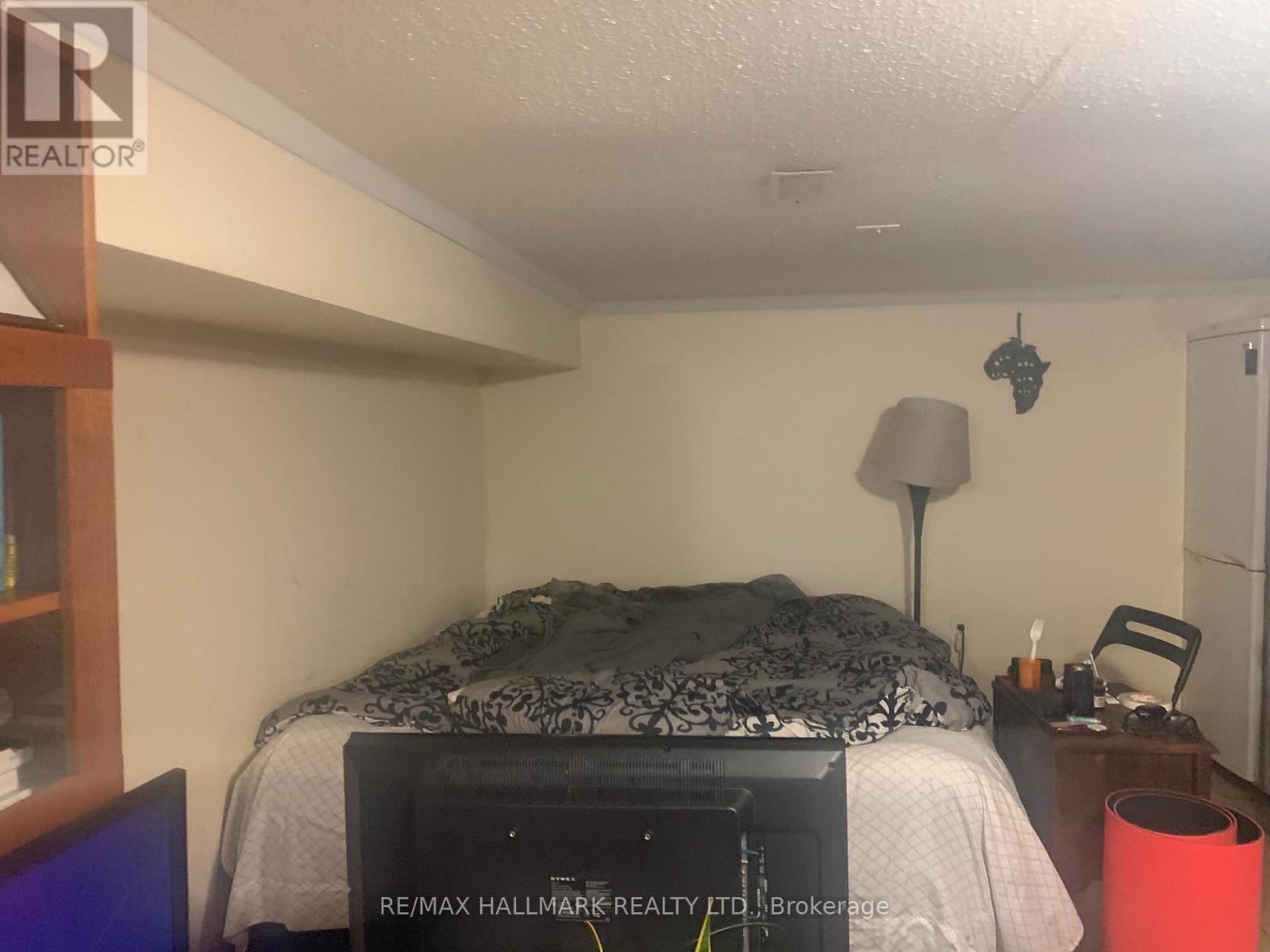 295 Old Weston Road, Toronto, Ontario  M6N 3A7 - Photo 5 - W12911968