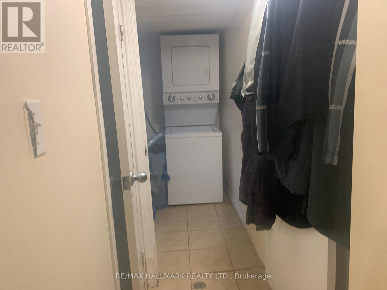 295 Old Weston Road, Toronto, Ontario  M6N 3A7 - Photo 6 - W12911968