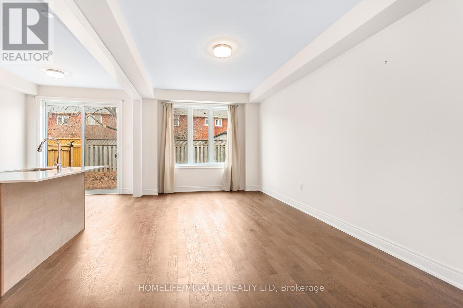 13 - 2184 Postmaster Drive, Oakville, Ontario  L6M 3X1 - Photo 10 - W12911982