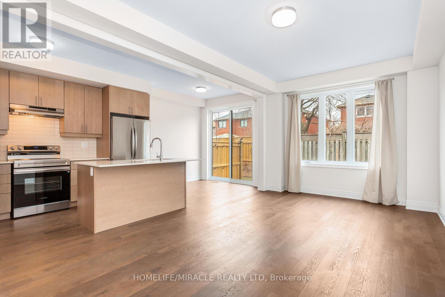 13 - 2184 Postmaster Drive, Oakville, Ontario  L6M 3X1 - Photo 12 - W12911982