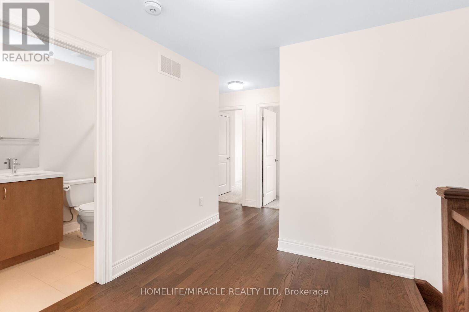 13 - 2184 Postmaster Drive, Oakville, Ontario  L6M 3X1 - Photo 27 - W12911982