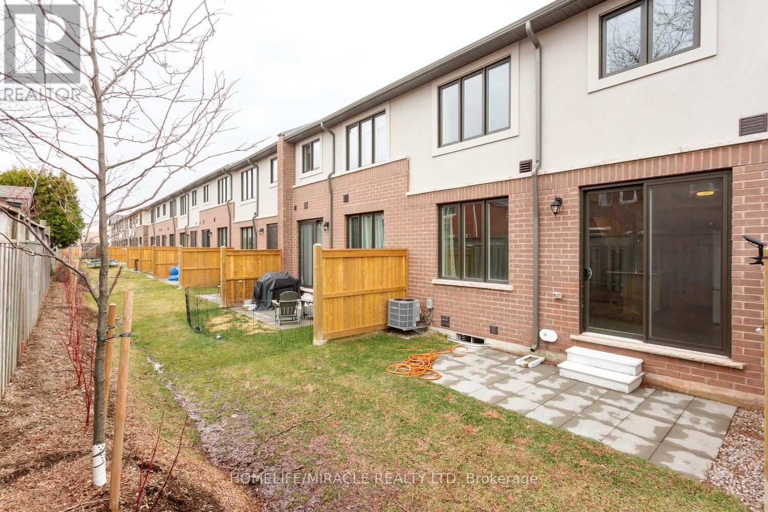 13 - 2184 Postmaster Drive, Oakville, Ontario  L6M 3X1 - Photo 47 - W12911982