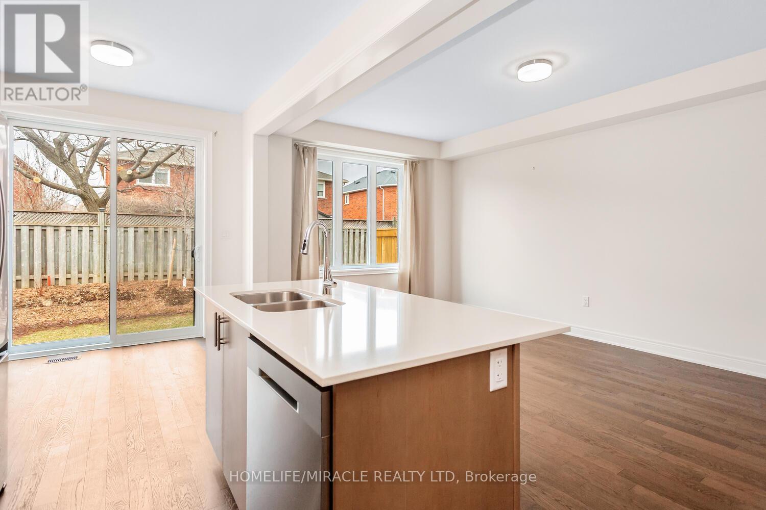 13 - 2184 Postmaster Drive, Oakville, Ontario  L6M 3X1 - Photo 21 - W12911998