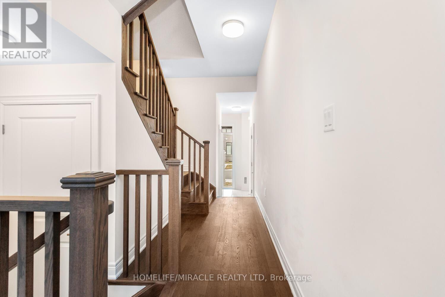 13 - 2184 Postmaster Drive, Oakville, Ontario  L6M 3X1 - Photo 6 - W12911998