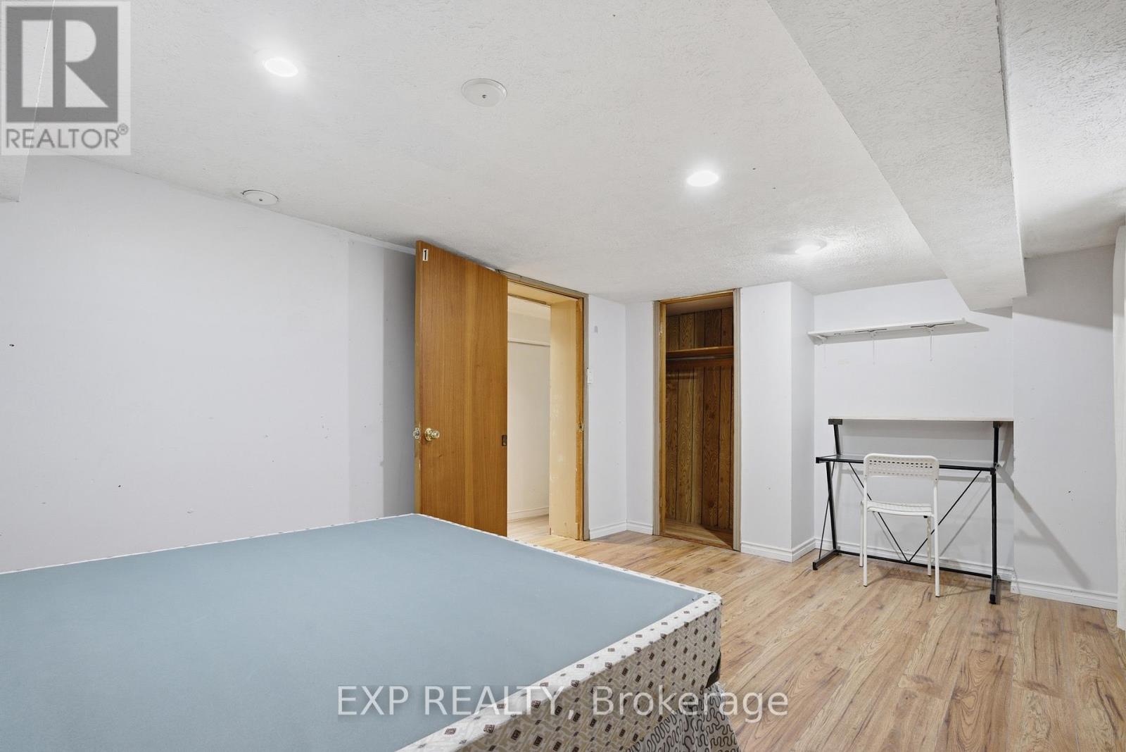 30 Regina Street N, Waterloo, Ontario  N2J 3A1 - Photo 15 - X12911972