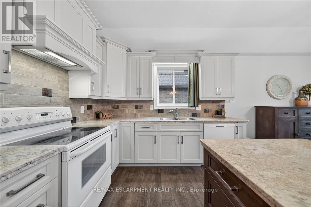 18 Homer Street, Norfolk, Ontario  N0A 1N6 - Photo 15 - X12911980