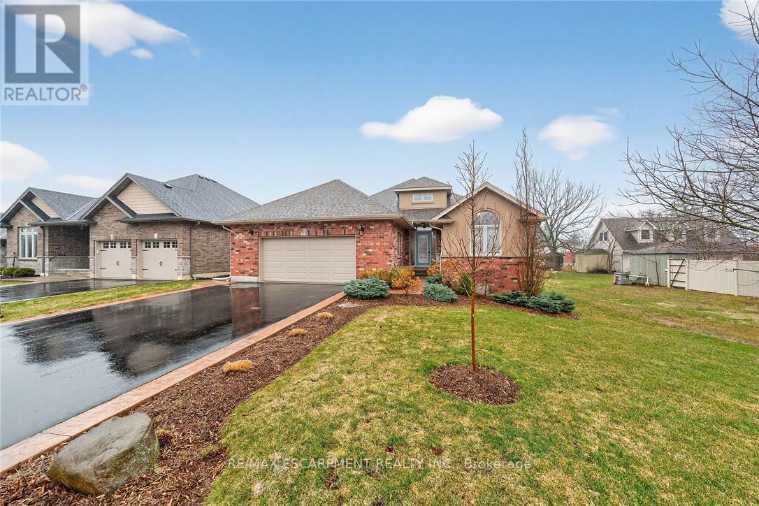 18 Homer Street, Norfolk, Ontario  N0A 1N6 - Photo 2 - X12911980