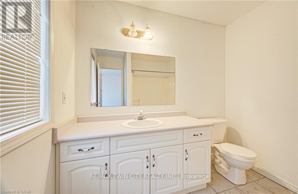 93 Edgemere Drive, Cambridge, Ontario  N1P 1E9 - Photo 18 - X12912016