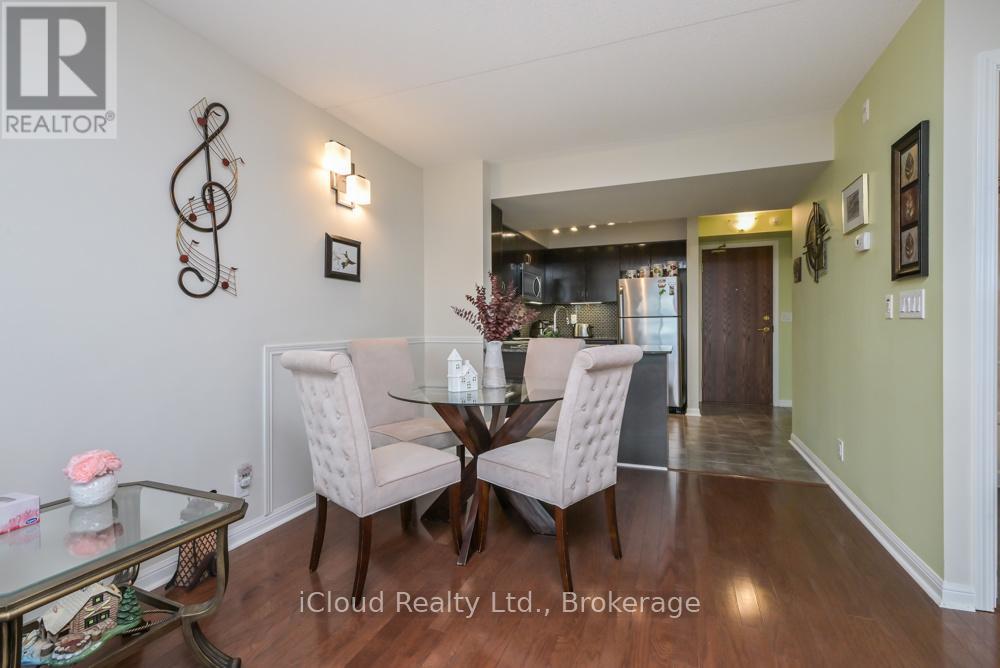 301 - 65 Via Rosedale Way, Brampton, Ontario  L6R 3N8 - Photo 11 - W12872672