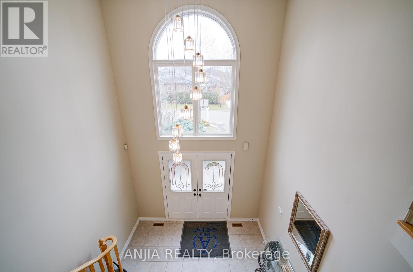 149 Quince Crescent, Markham, Ontario  L3S 3W8 - Photo 5 - N12911832