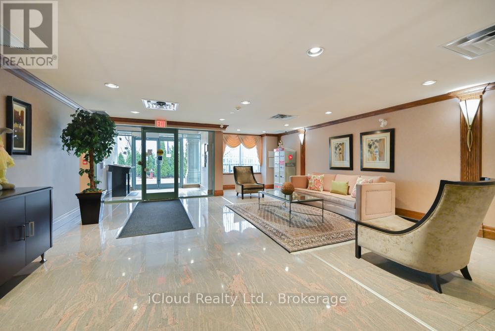 301 - 65 Via Rosedale Way, Brampton, Ontario  L6R 3N8 - Photo 5 - W12872672