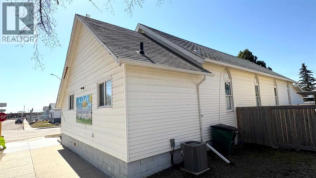 5104 48 Street, Provost, Alberta  T0B 3S0 - Photo 2 - A2201710