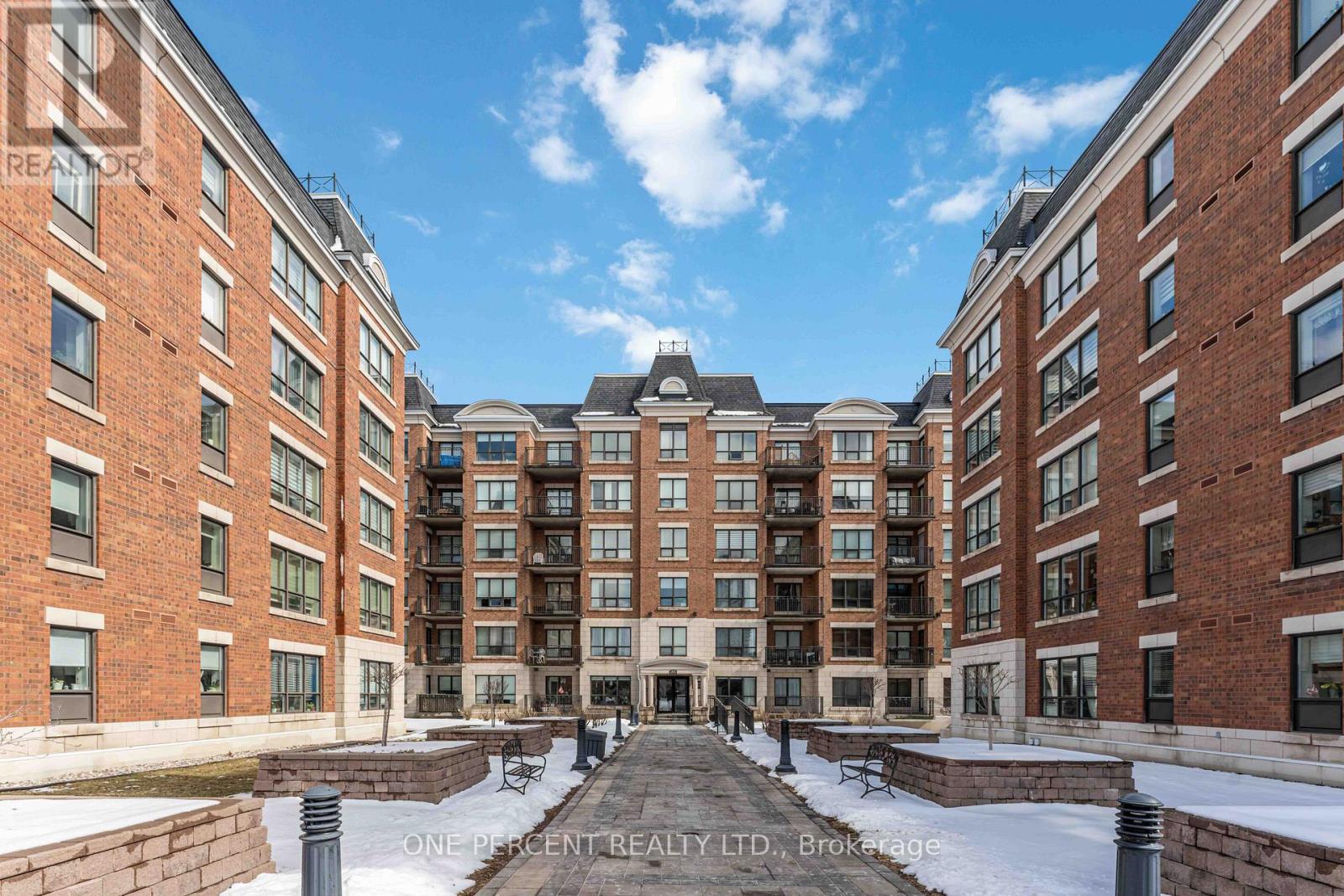 316 - 955 Beauparc Private, Ottawa, Ontario  K1J 0A2 - Photo 3 - X12912100