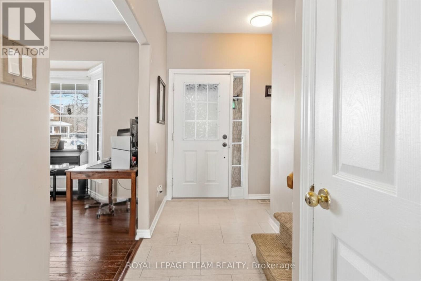 4091 Canyon Walk Drive, Ottawa, Ontario  K1V 1V8 - Photo 3 - X12912144