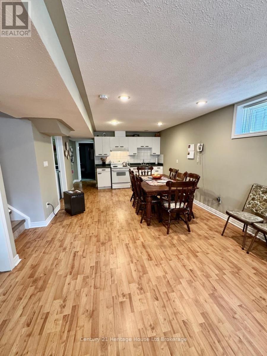 28 Teeple Street, Woodstock, Ontario  N4S 3Y7 - Photo 12 - X12912140