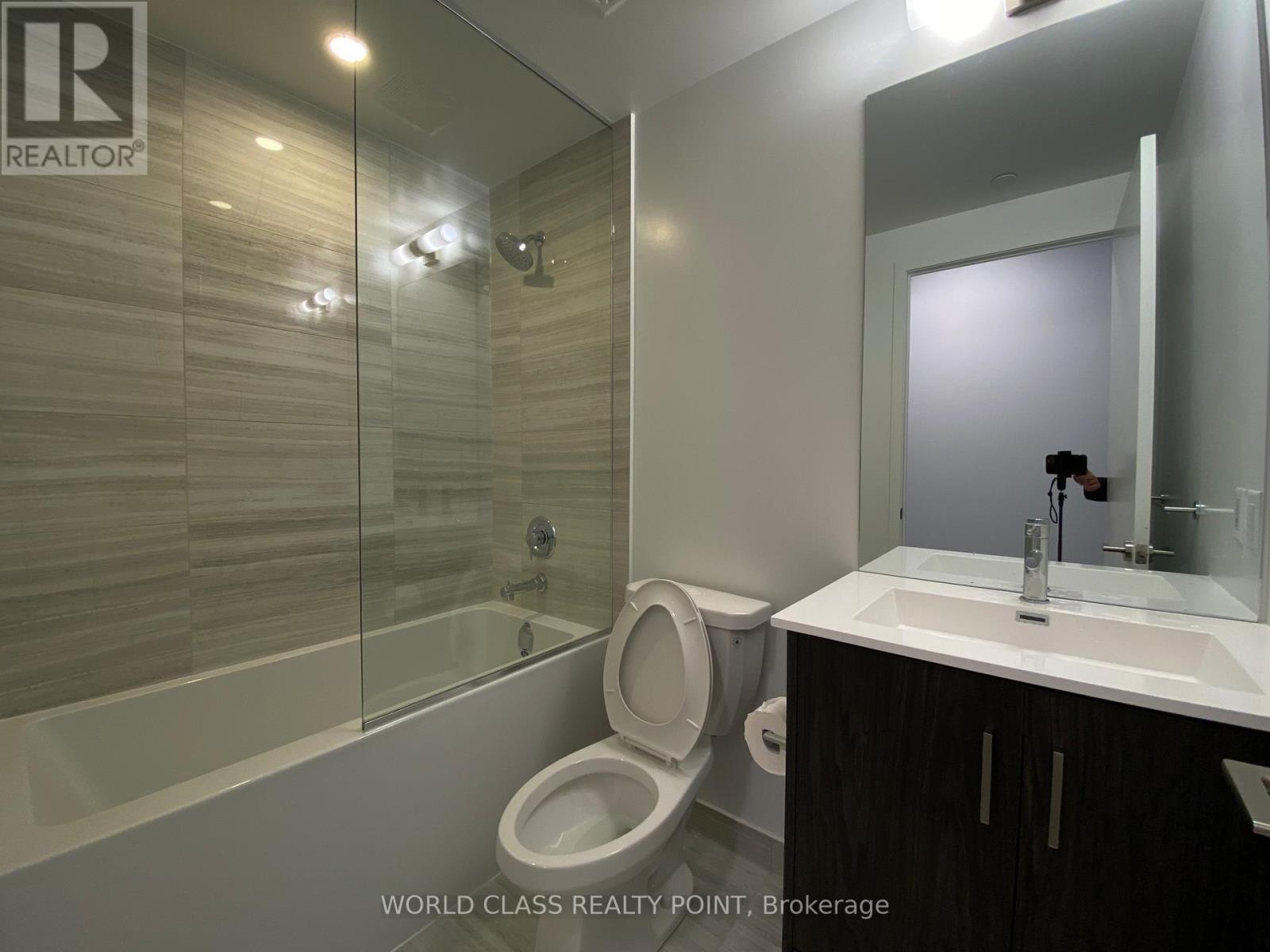 3109 - 180 Front Street E, Toronto, Ontario  M5A 0A9 - Photo 13 - C12906434