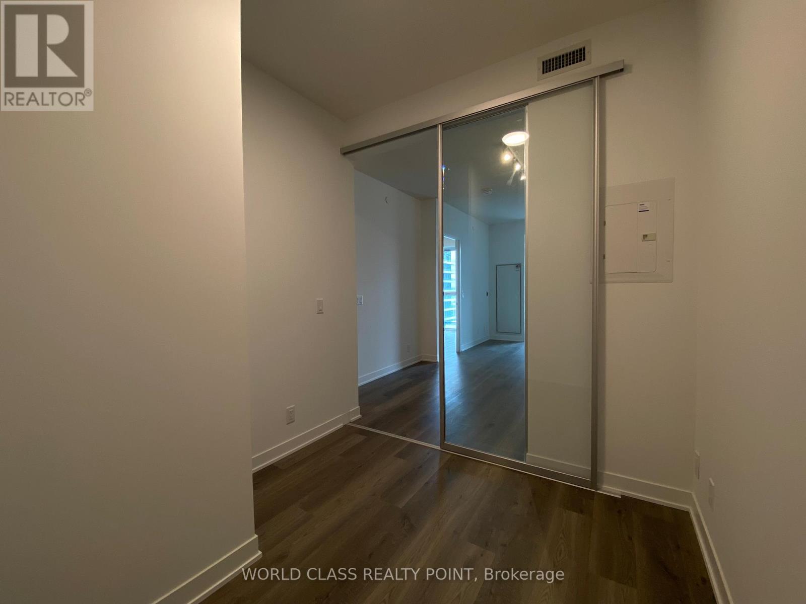 3109 - 180 Front Street E, Toronto, Ontario  M5A 0A9 - Photo 12 - C12906434