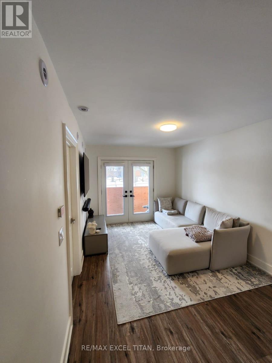 11 - 263 Barrie Street, Bradford West Gwillimbury, Ontario  L3Z 1A2 - Photo 10 - N12910230