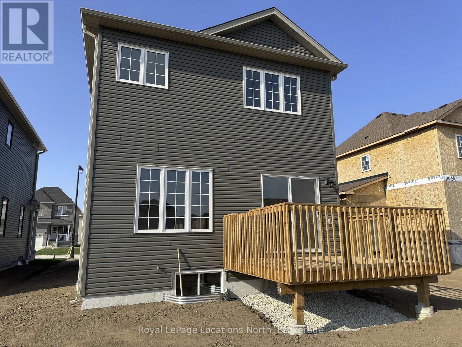 231 Mckenzie Drive, Clearview (Stayner), Ontario  L0M 1S0 - Photo 2 - S12912132