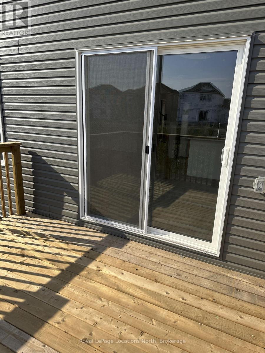 231 Mckenzie Drive, Clearview (Stayner), Ontario  L0M 1S0 - Photo 8 - S12912132