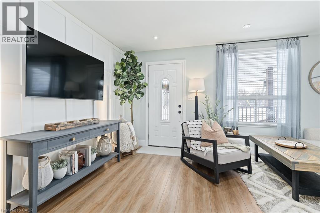 196 Durham Avenue, Cambridge, Ontario  N3H 4H9 - Photo 6 - 40814435