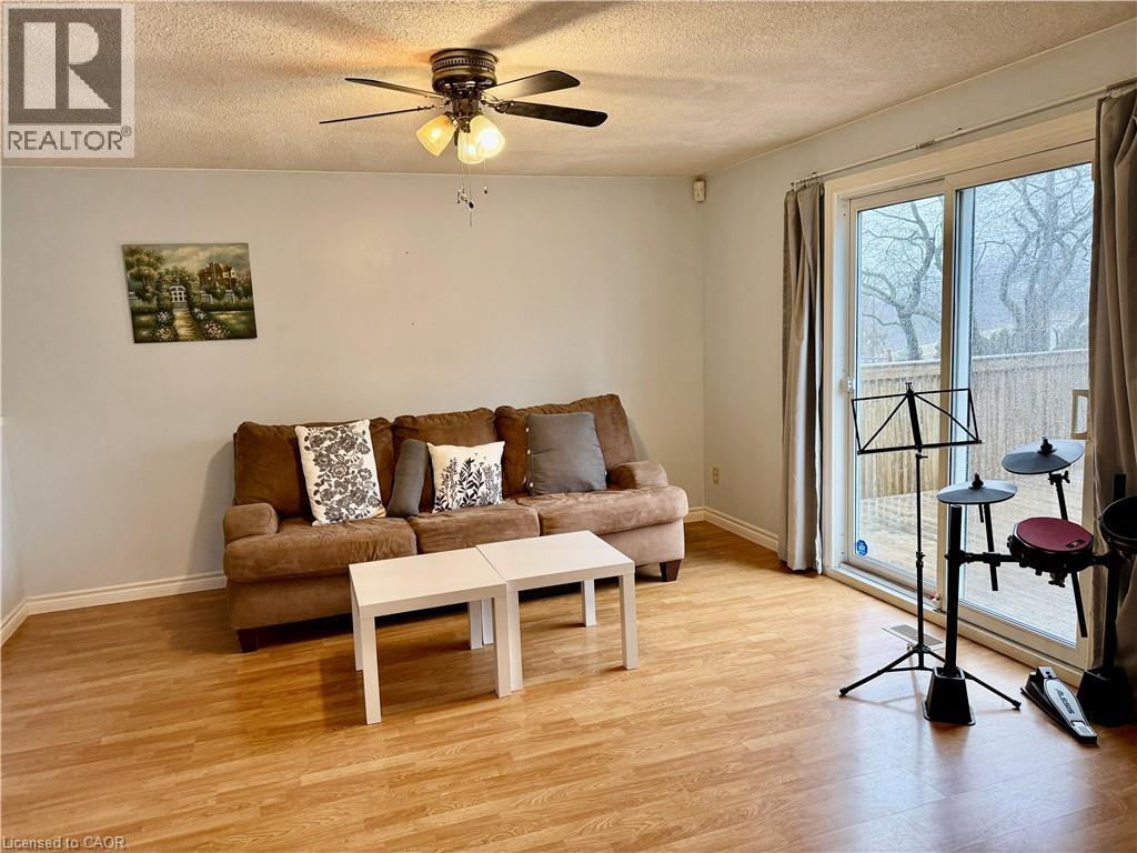 164 Herron Place, Waterloo, Ontario  N2T 1H2 - Photo 7 - 40813642