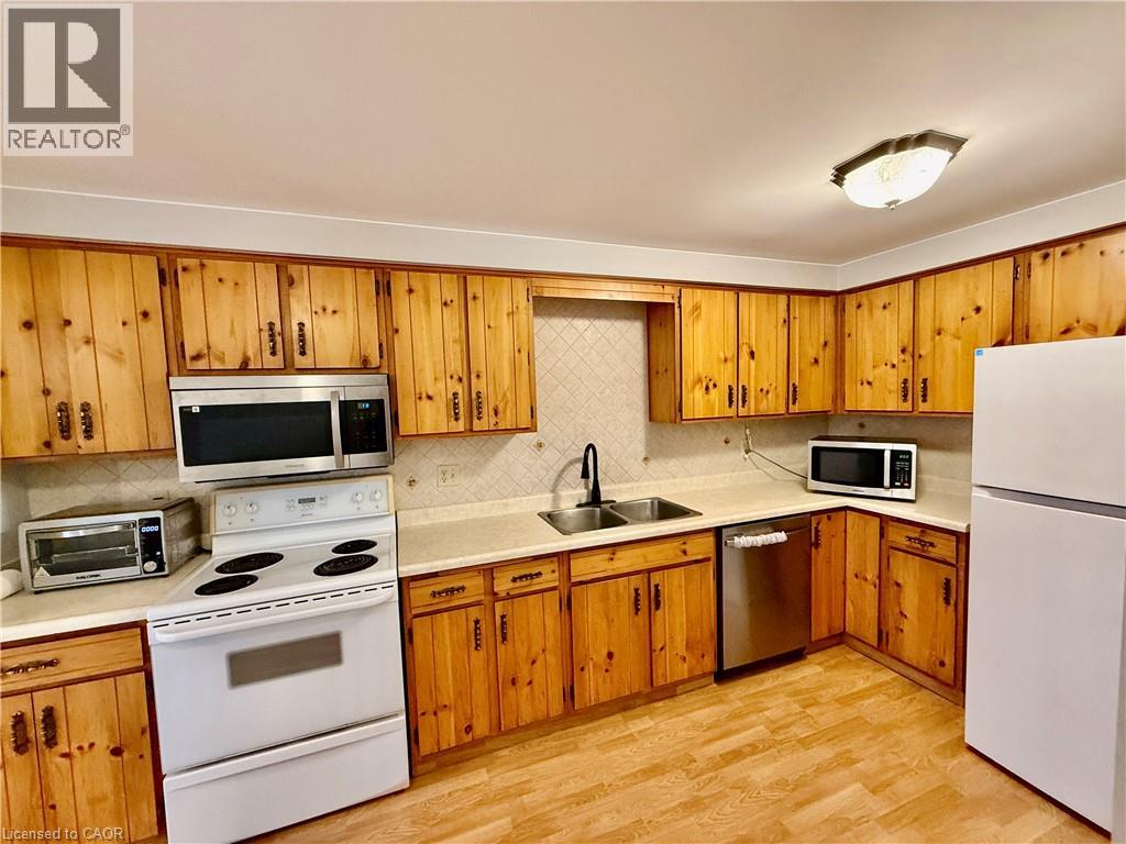 164 Herron Place, Waterloo, Ontario  N2T 1H2 - Photo 14 - 40813642