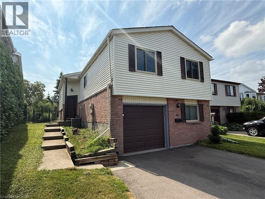 164 Herron Place, Waterloo, Ontario  N2T 1H2 - Photo 3 - 40813642
