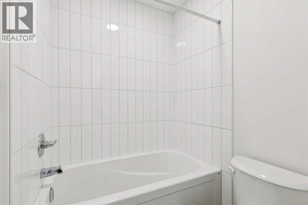 823 Bayview Terrace Sw, Airdrie, Alberta  T4B 4G2 - Photo 25 - A2295583