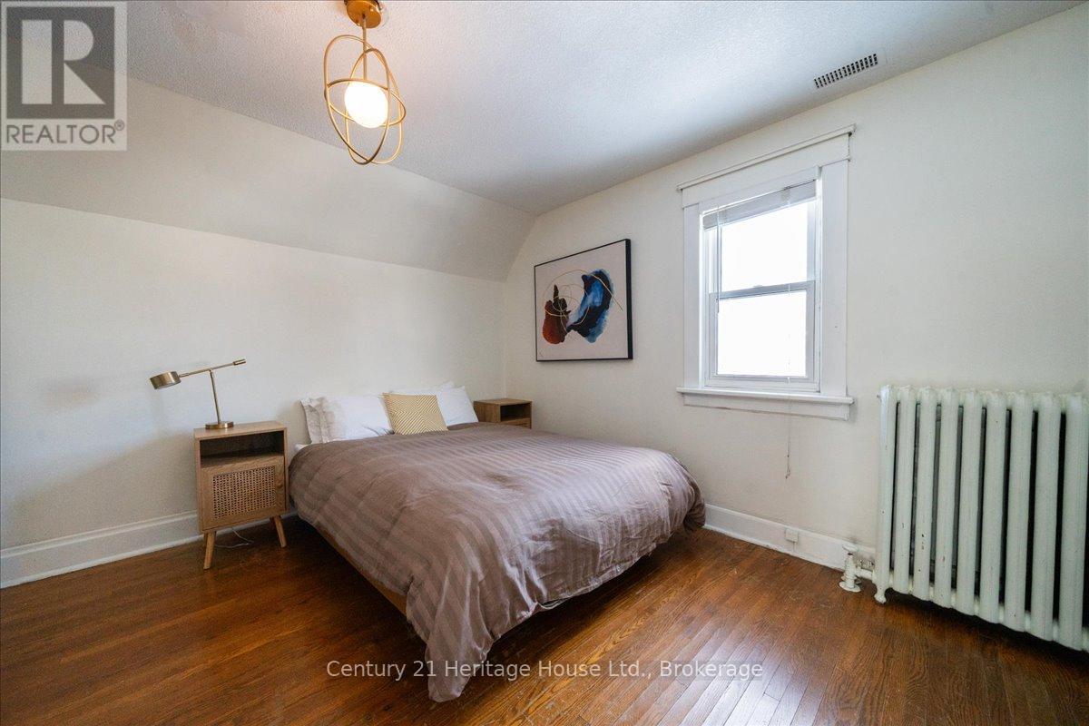 184 Weber Street E, Kitchener, Ontario  N2H 1E4 - Photo 33 - X12912030