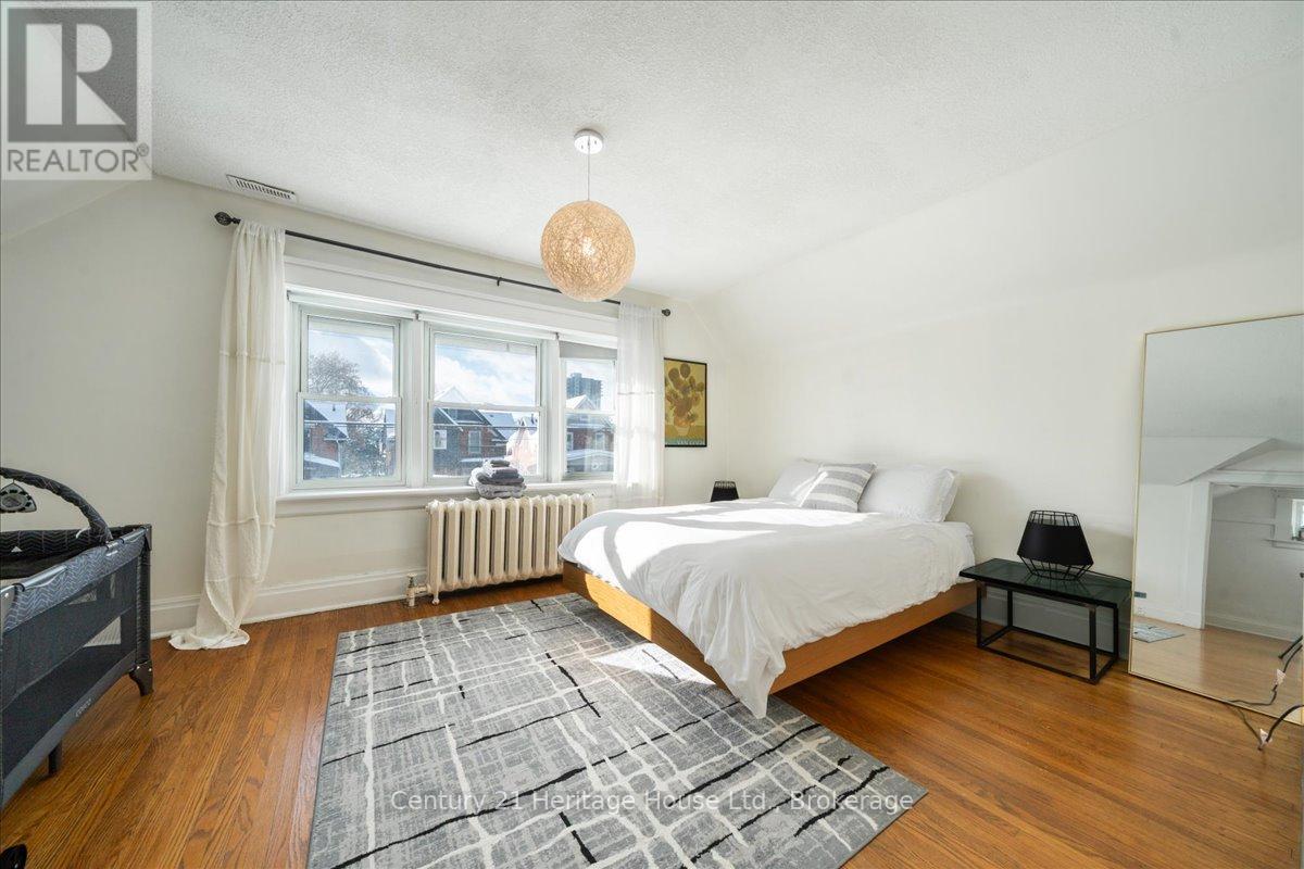 184 Weber Street E, Kitchener, Ontario  N2H 1E4 - Photo 40 - X12912030