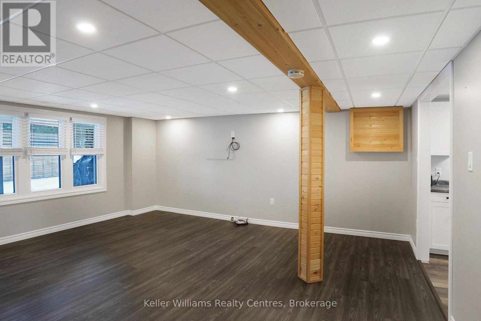 47 Bryant Street, South Bruce Peninsula, Ontario  N0H 2T0 - Photo 12 - X12912032