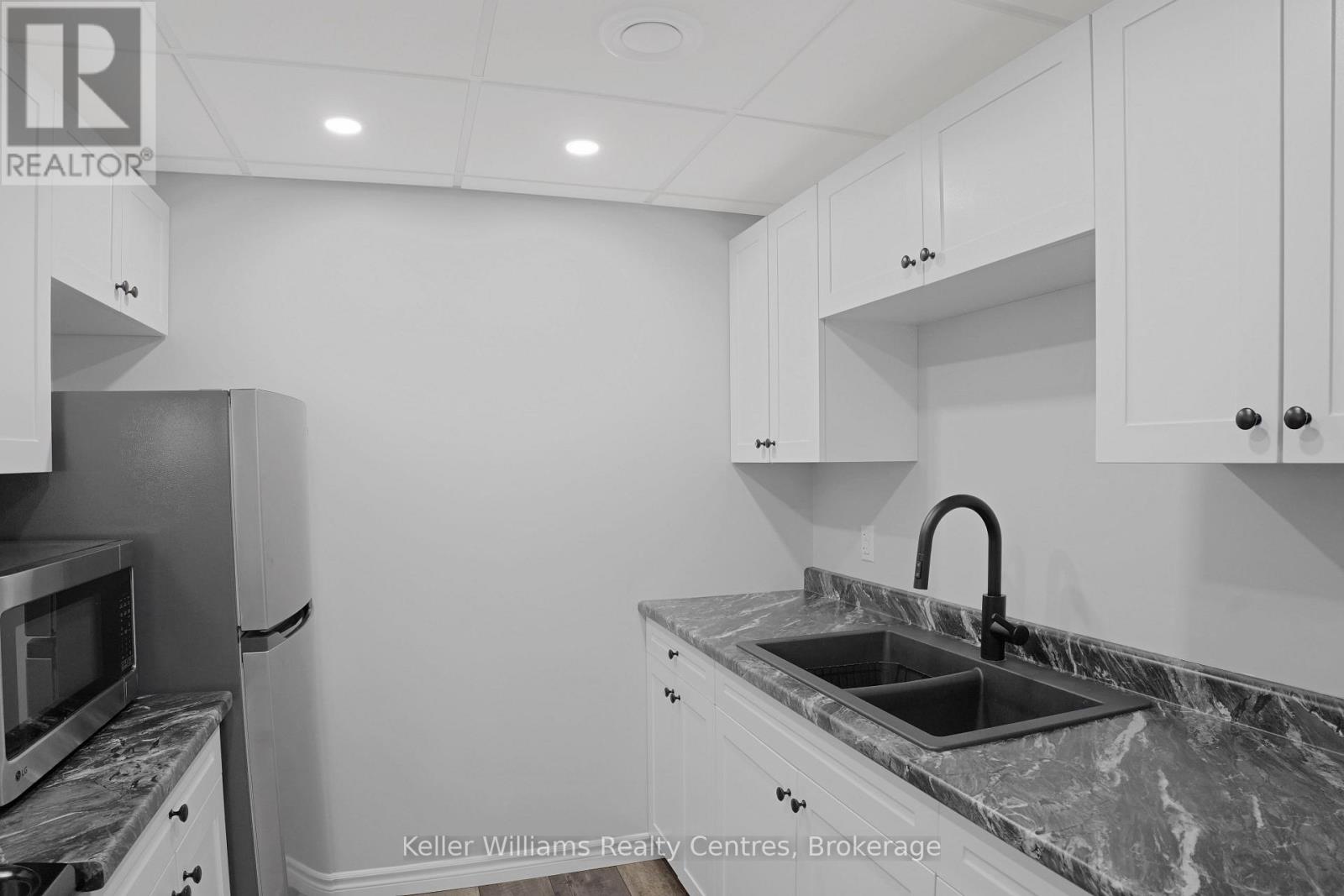 47 Bryant Street, South Bruce Peninsula, Ontario  N0H 2T0 - Photo 6 - X12912032