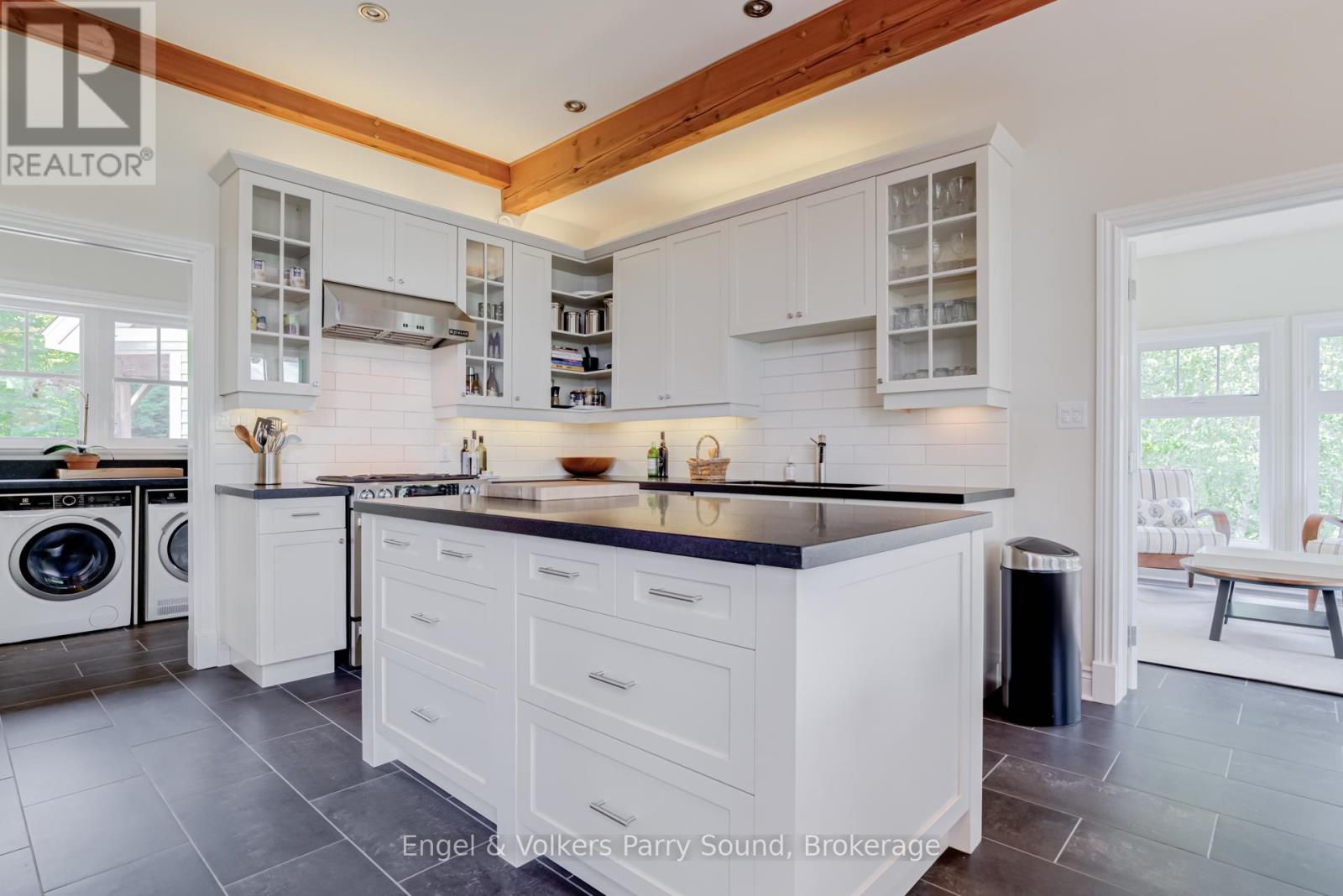 22 Beacon Point Drive, Carling, Ontario  P0G 1G0 - Photo 12 - X12912042