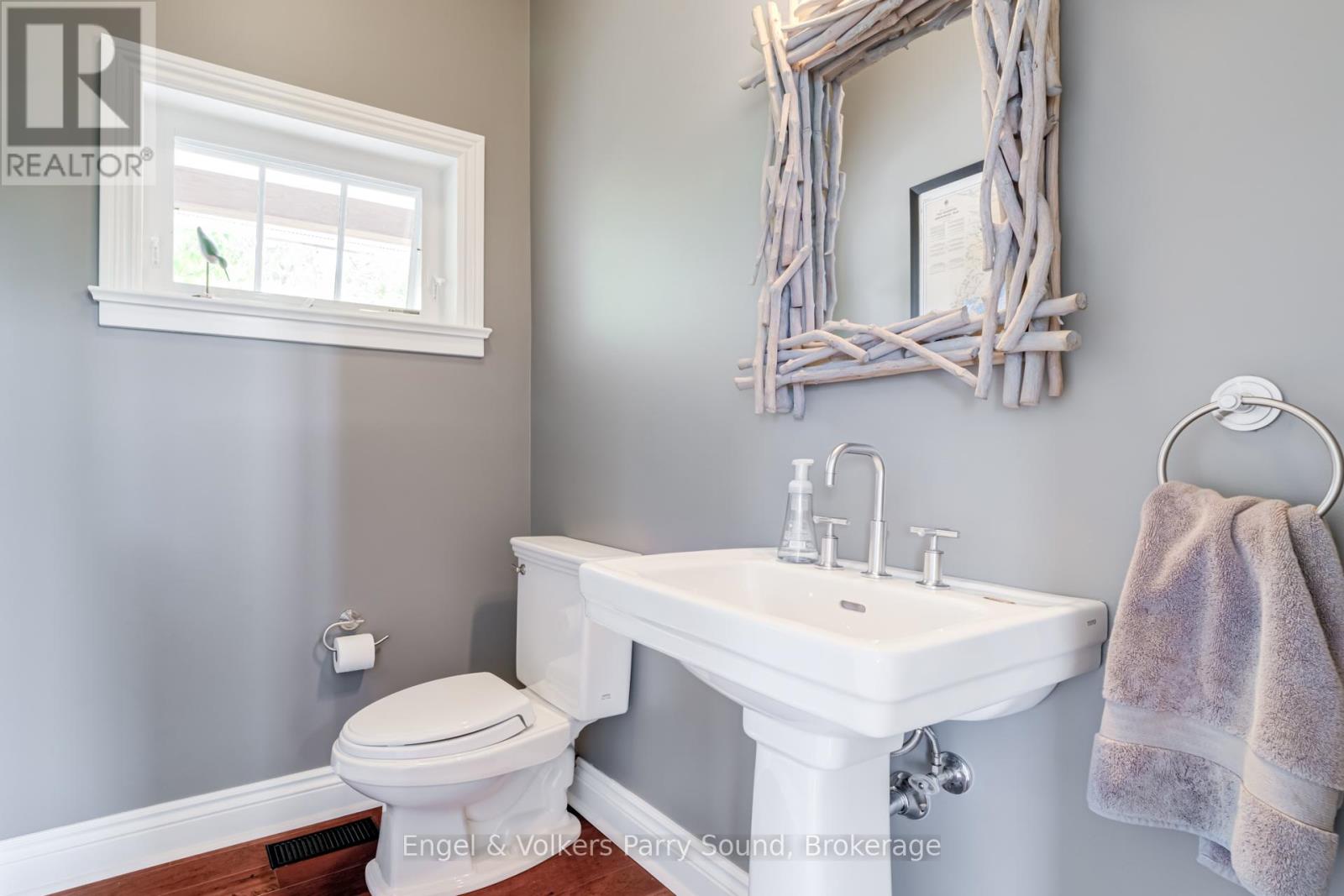 22 Beacon Point Drive, Carling, Ontario  P0G 1G0 - Photo 18 - X12912042