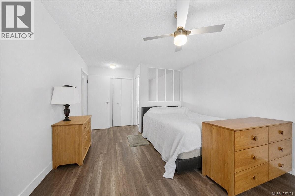 302 1000 Esquimalt Rd, Esquimalt, British Columbia  V9A 3N2 - Photo 10 - 1027124