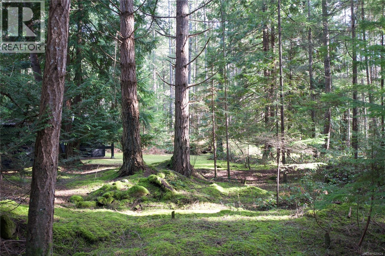 765 Horseshoe Rd, Gabriola Island, British Columbia  V0R 1X3 - Photo 36 - 1029624