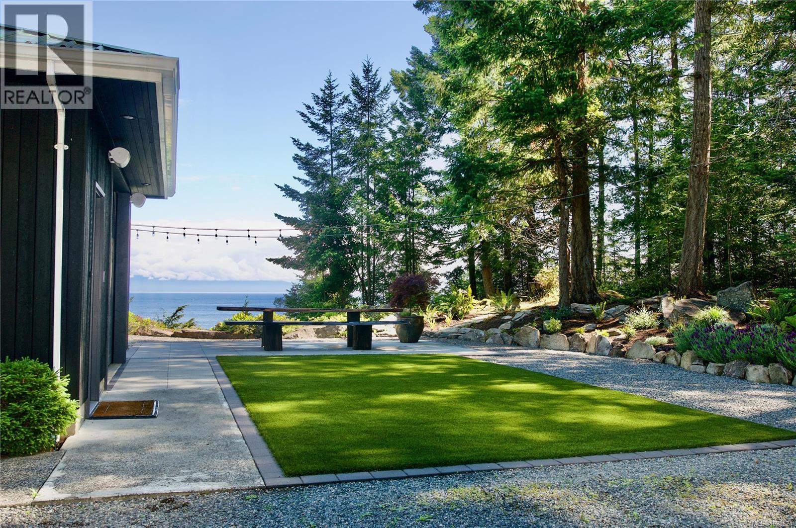 765 Horseshoe Rd, Gabriola Island, British Columbia  V0R 1X3 - Photo 25 - 1029624