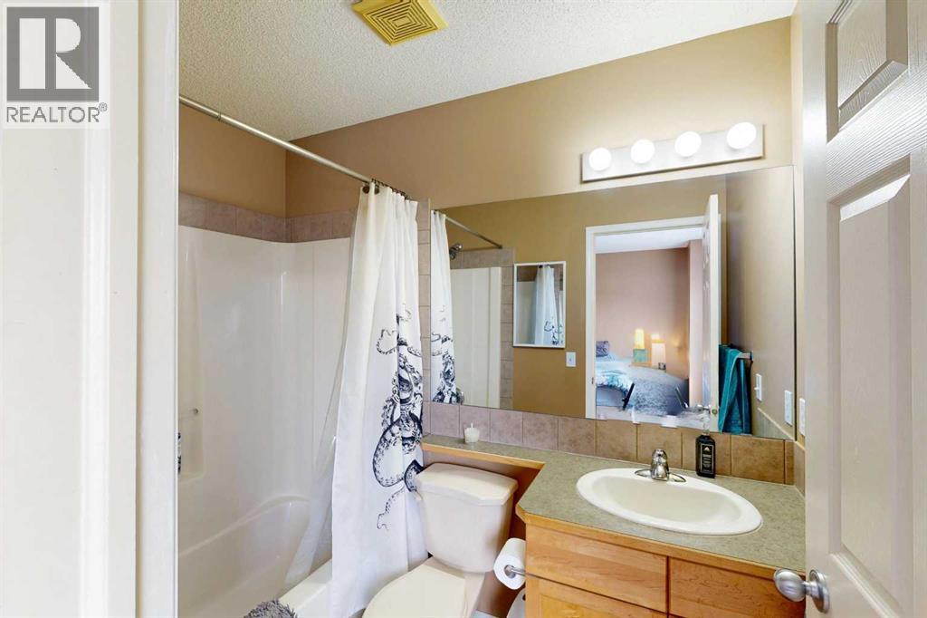 95 Covepark Place Ne, Calgary, Alberta  T3K 5Z9 - Photo 17 - A2295517