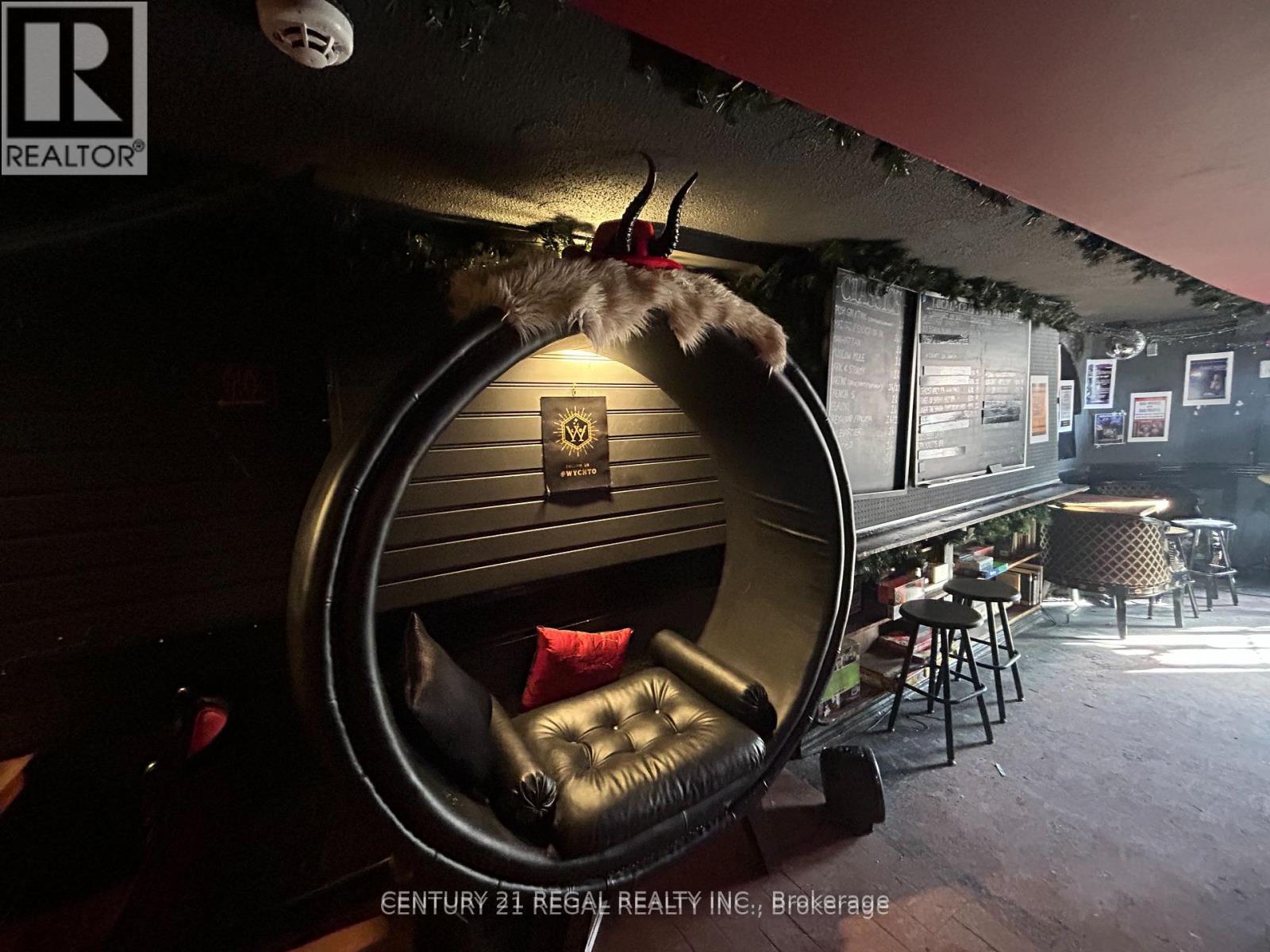 1150 Davenport Road, Toronto, Ontario M6H 2G5 - Photo 3 - C12912044