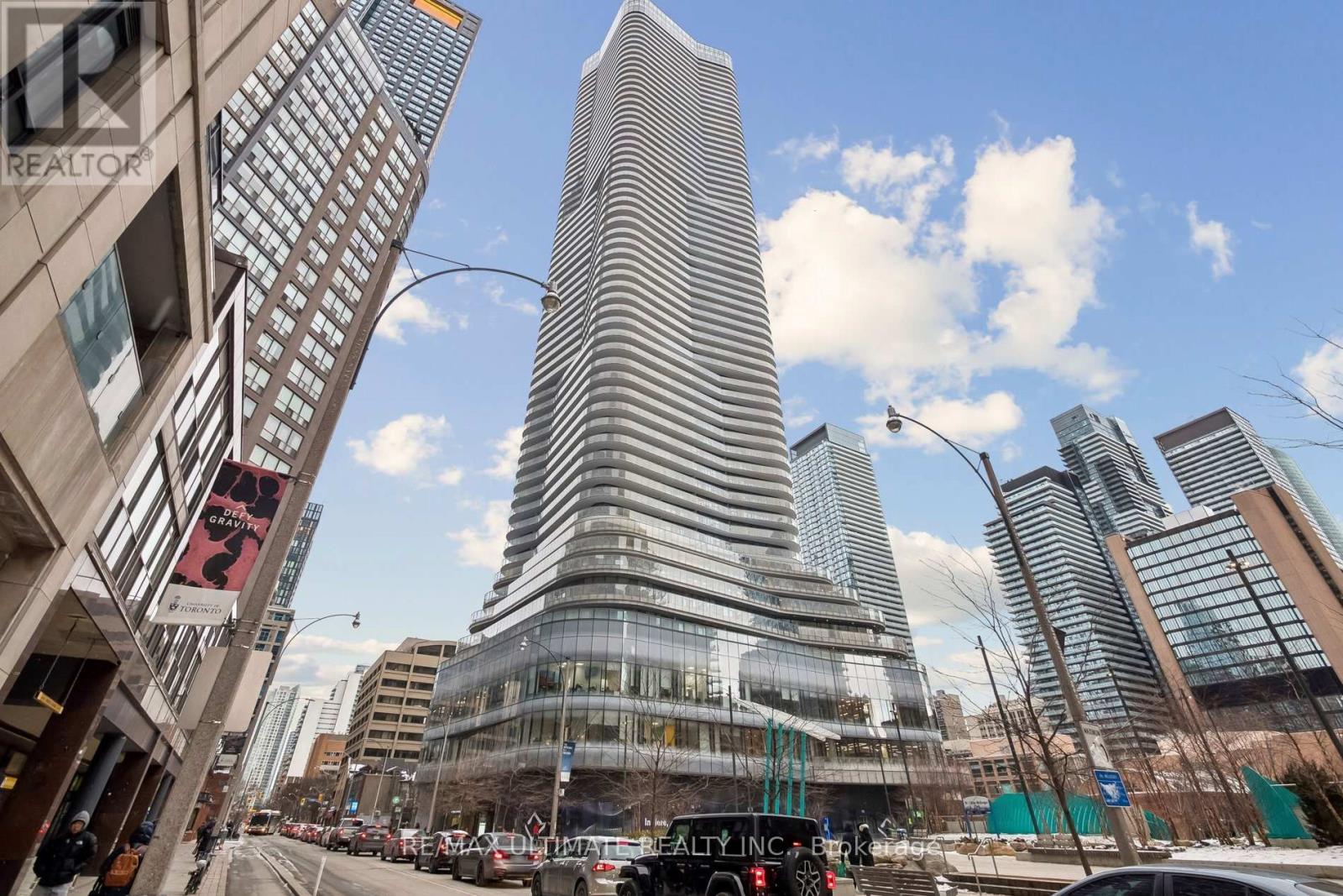 3007 - 11 WELLESLEY STREET W, Toronto, Ontario