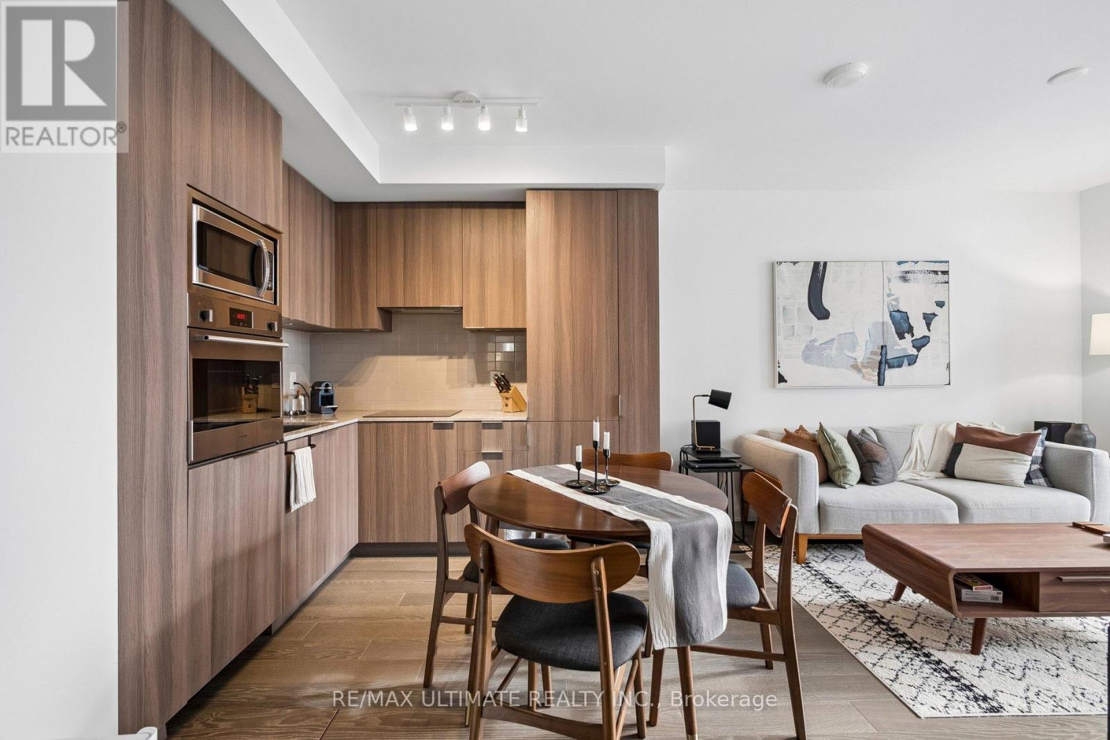 3007 - 11 Wellesley Street W, Toronto, Ontario  M4Y 0G4 - Photo 7 - C12912064