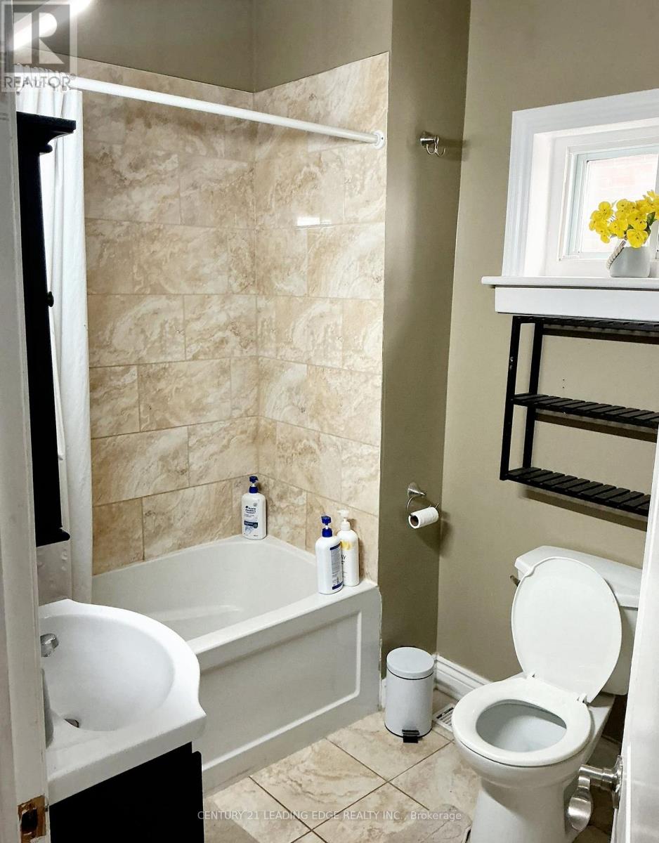 273 Clarke Street, Oshawa, Ontario  L1H 5G4 - Photo 13 - E12912104