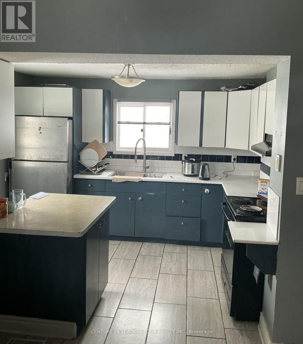 273 Clarke Street, Oshawa, Ontario  L1H 5G4 - Photo 8 - E12912104