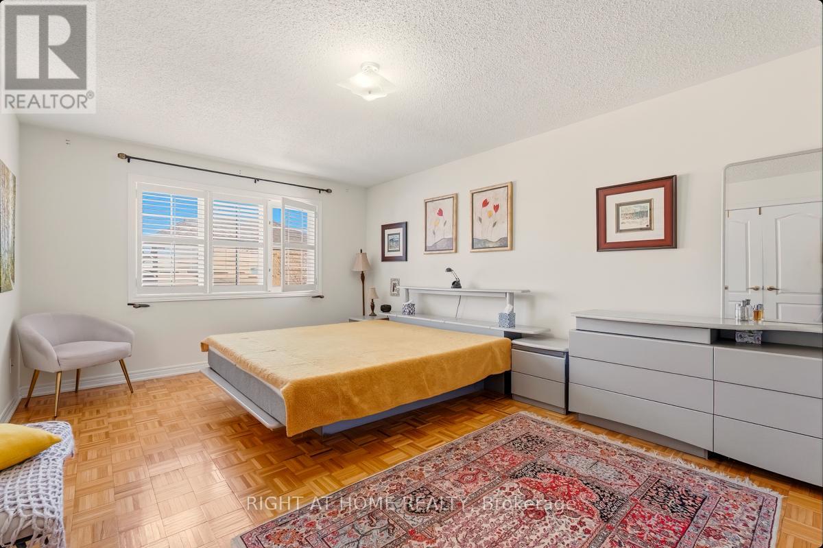 108 Saint Francis Avenue, Vaughan, Ontario L4H 2B8 - Photo 34 - N12912134