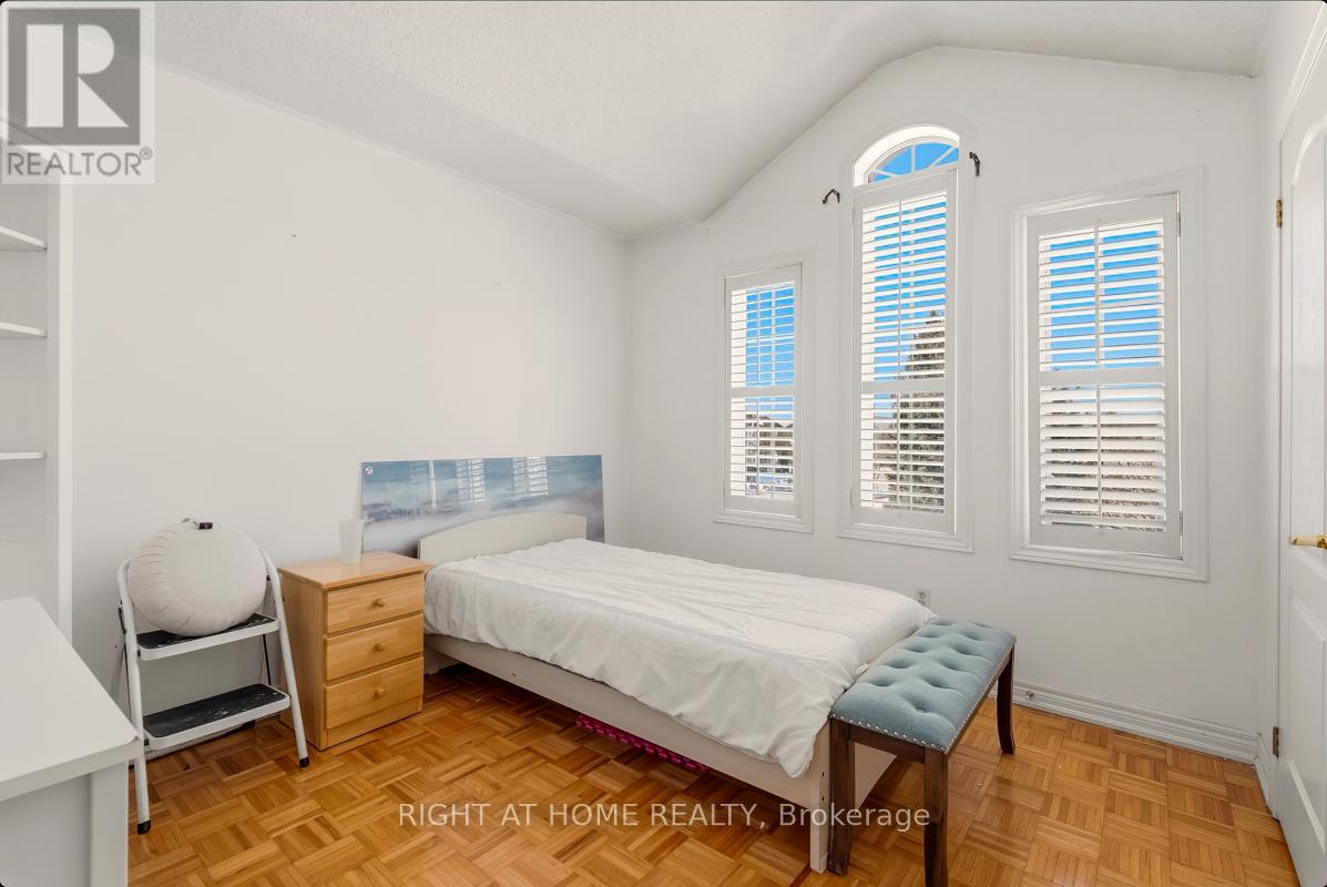 108 Saint Francis Avenue, Vaughan, Ontario L4H 2B8 - Photo 41 - N12912134