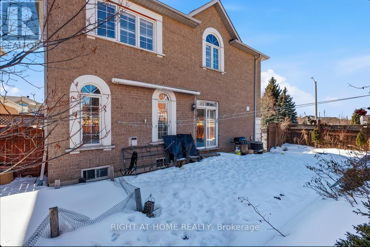 108 Saint Francis Avenue, Vaughan, Ontario L4H 2B8 - Photo 49 - N12912134