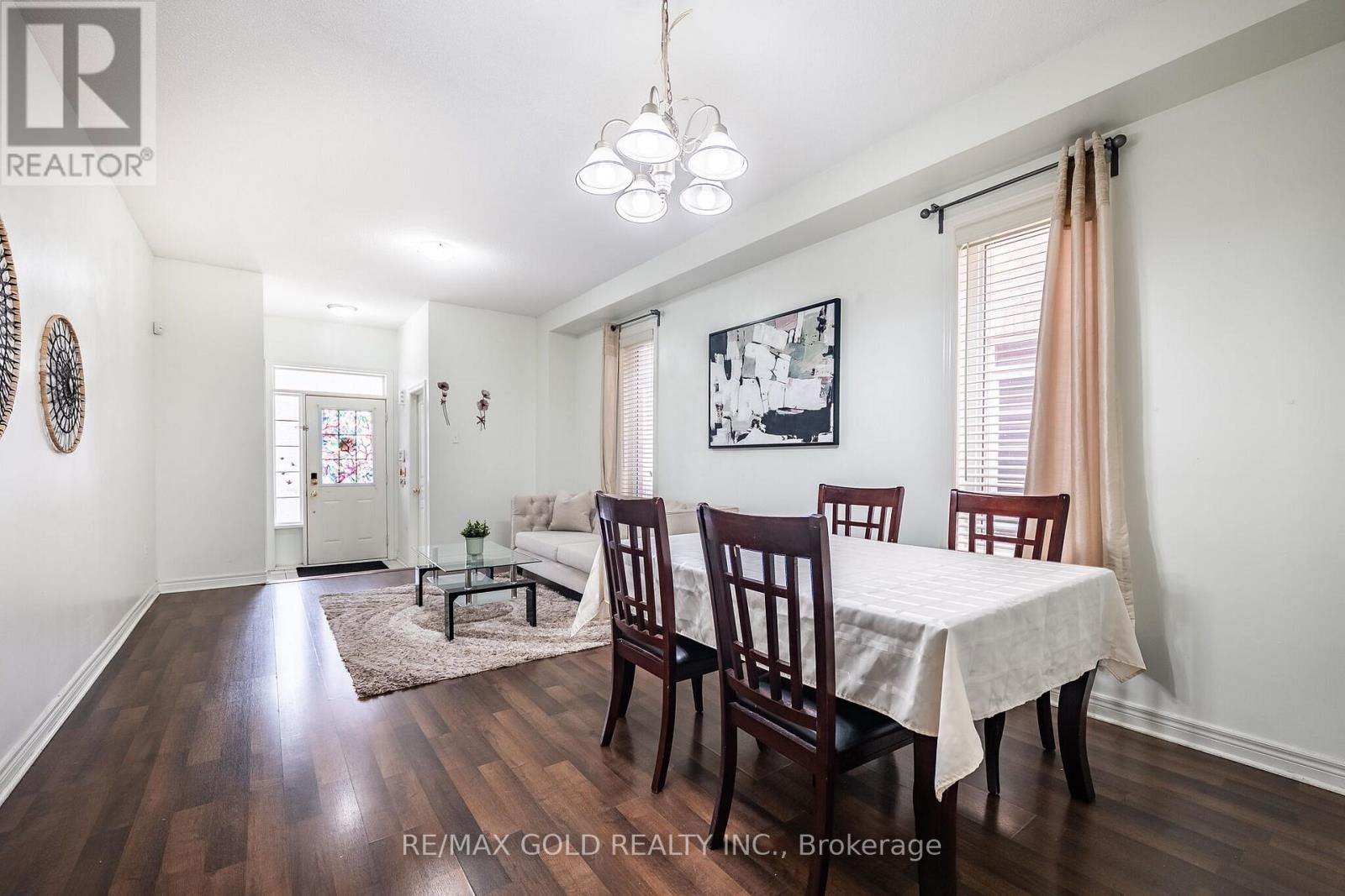 49 Baby Pointe Trail, Brampton, Ontario  L7A 0W3 - Photo 10 - W12907202