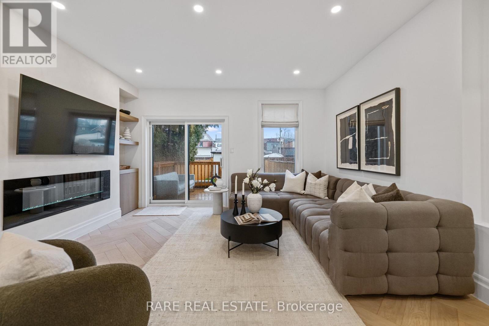 63 Laughton Avenue, Toronto, Ontario  M6N 2W8 - Photo 15 - W12908526