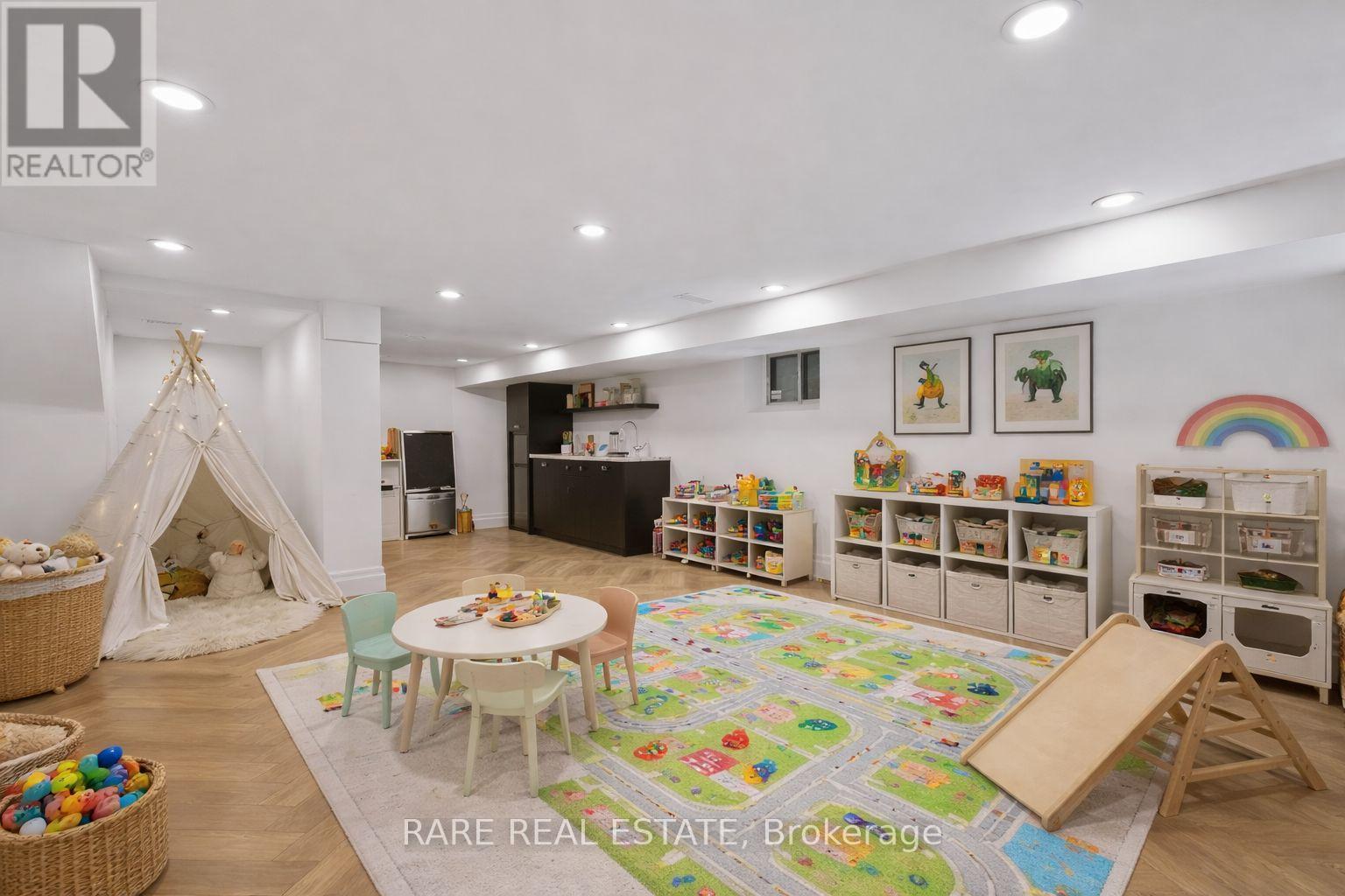 63 Laughton Avenue, Toronto, Ontario  M6N 2W8 - Photo 33 - W12908526